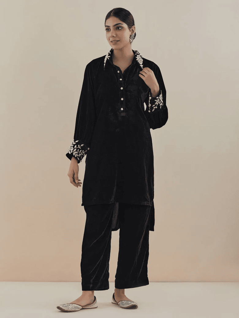 Best Kurti Neck Designs 2021 For Girls & Women | Neckline | Pattern –  Maaesa Clothing